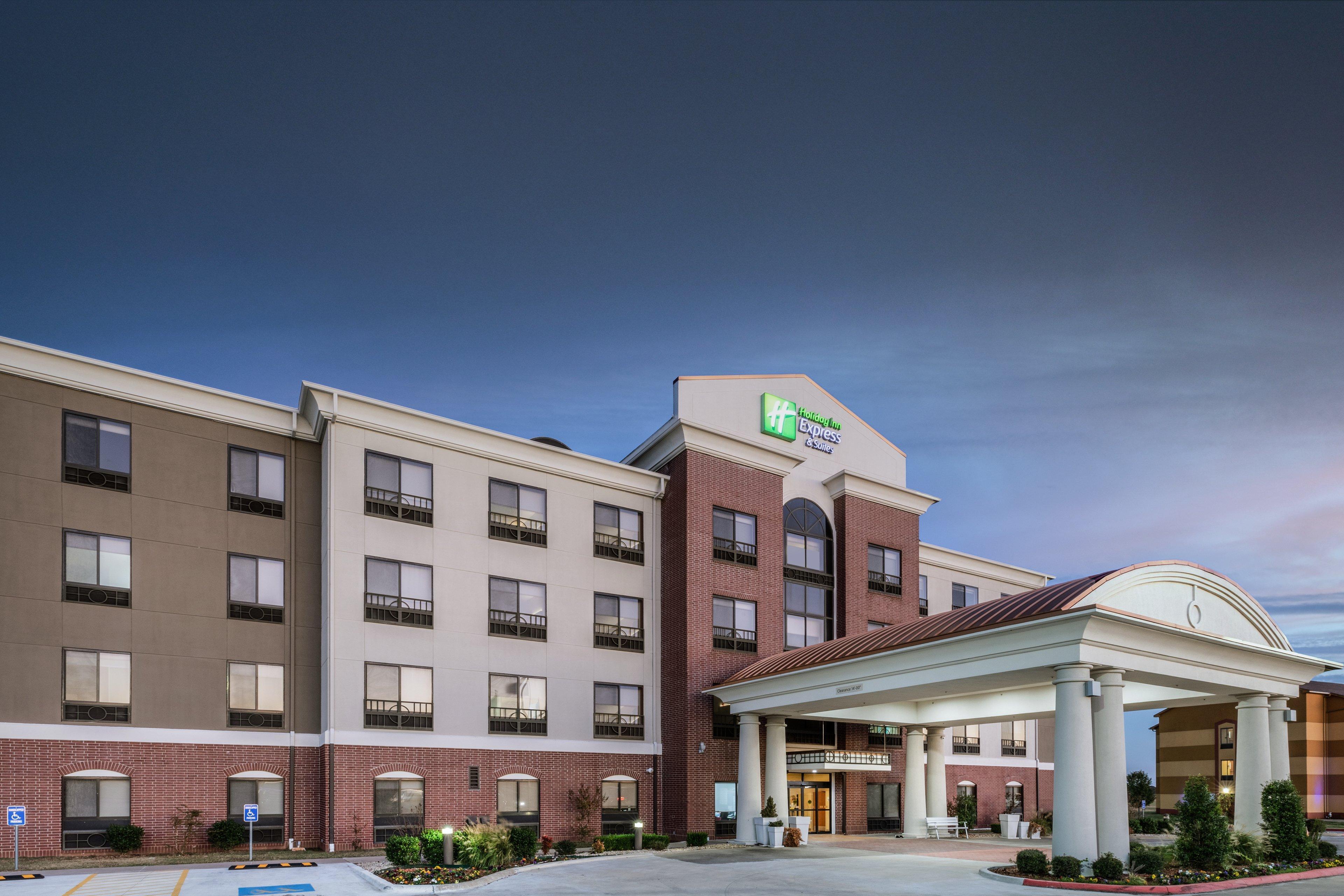 Holiday Inn Express And Suites Pryor, An Ihg Hotel Lusta Exterior photo